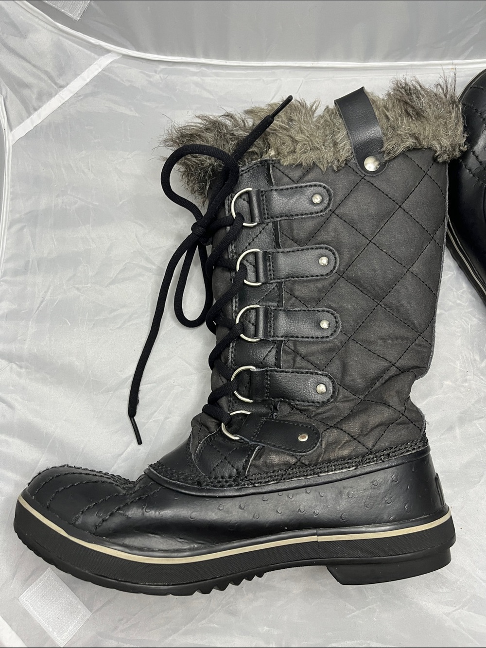 Sorel Tofino Black Quilted Lace-Up Winter Boots - Size 6.5 - Picture 13 of 16